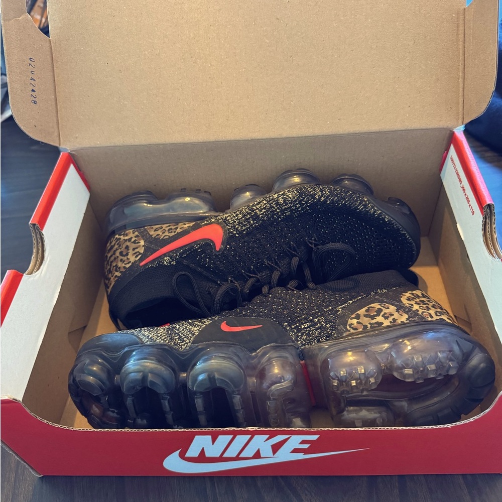 Women’s Nike size 7.5 Vapormax Cheetah and black sneakers